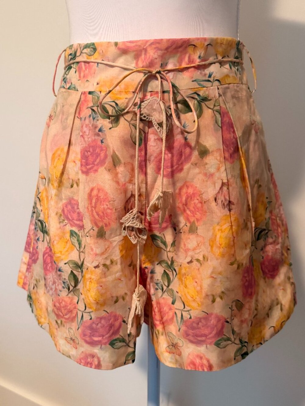 Dreamcatcher Floral Linen Blend Shorts NWT EuroSize 34 / XS Cottagecore Romantic